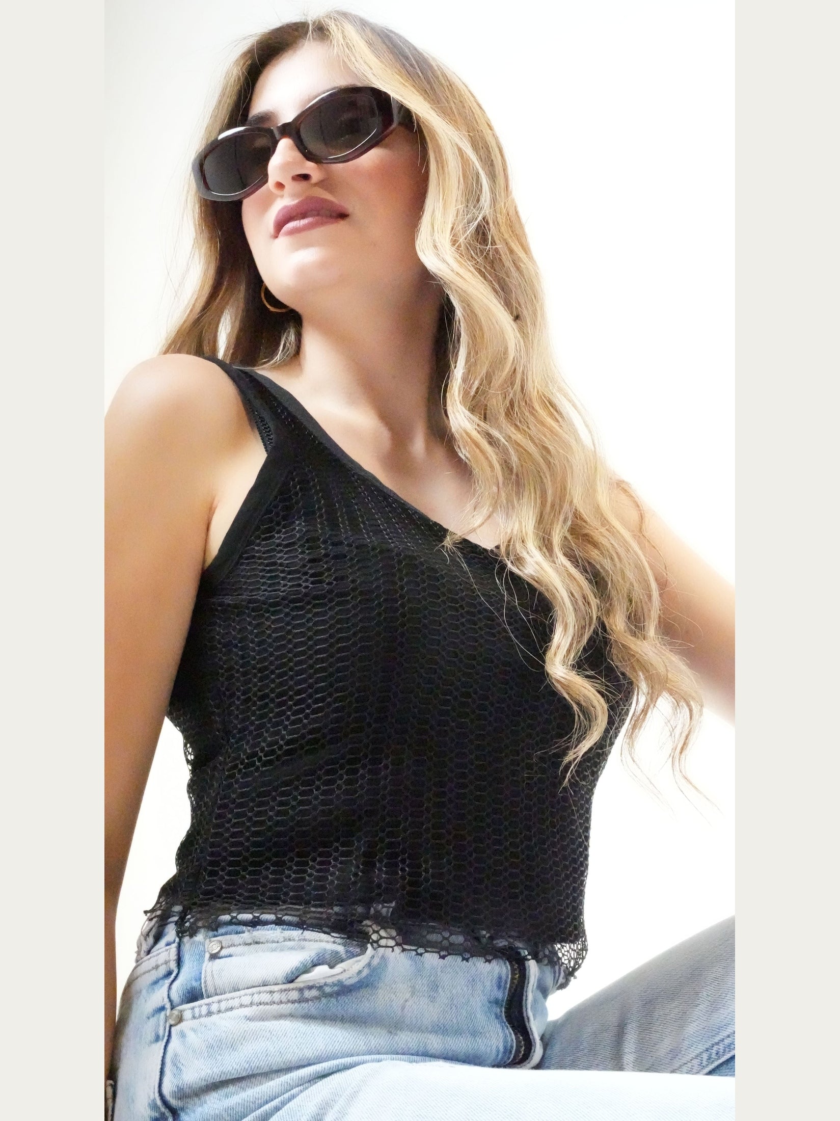 BLACK TOP